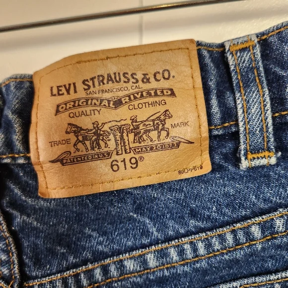 Vintage Levis 619 Jean Shorts Jorts Cutoffs Frayed Dark Festival Orange Tab 31 - Picture 7 of 9